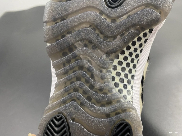 Air AR0715-010 Jordan 11 Animal Instinct 0212